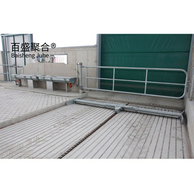 Γρήγορα ανεγέρθηκε Q235 Low Carbon Steel Cowshed με ανοχή ± 1% Επαγγελματικά σχεδιασμένο