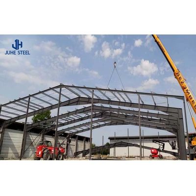 Ανθεκτικό πρότυπο GB Q235B Q355B Προσυσκευασμένα κτίρια από χάλυβα για εργοστάσια αποθεμάτων