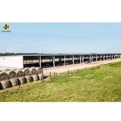 Q235/Q345B Grade Metal Farm Buildings With Living Quarters Prefabricated Riding Arenas Μεταλλικά κτίρια με κατοικίες