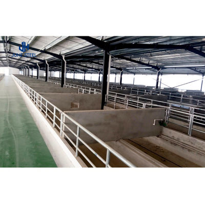 Q235/Q345 Στυλ άλογου αχυρώνα Μεταλλικά κτίρια Prefab Metal Horse Barn OEM ODM